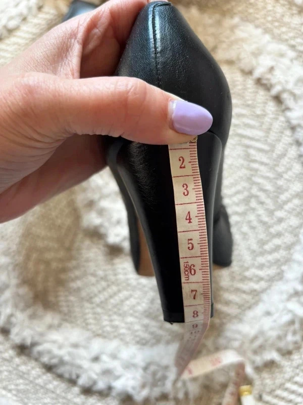 Unisa zwart leren pumps maat 36 elegant comfortabele hakken zeer goede staat stijl en elegantie – photo 6